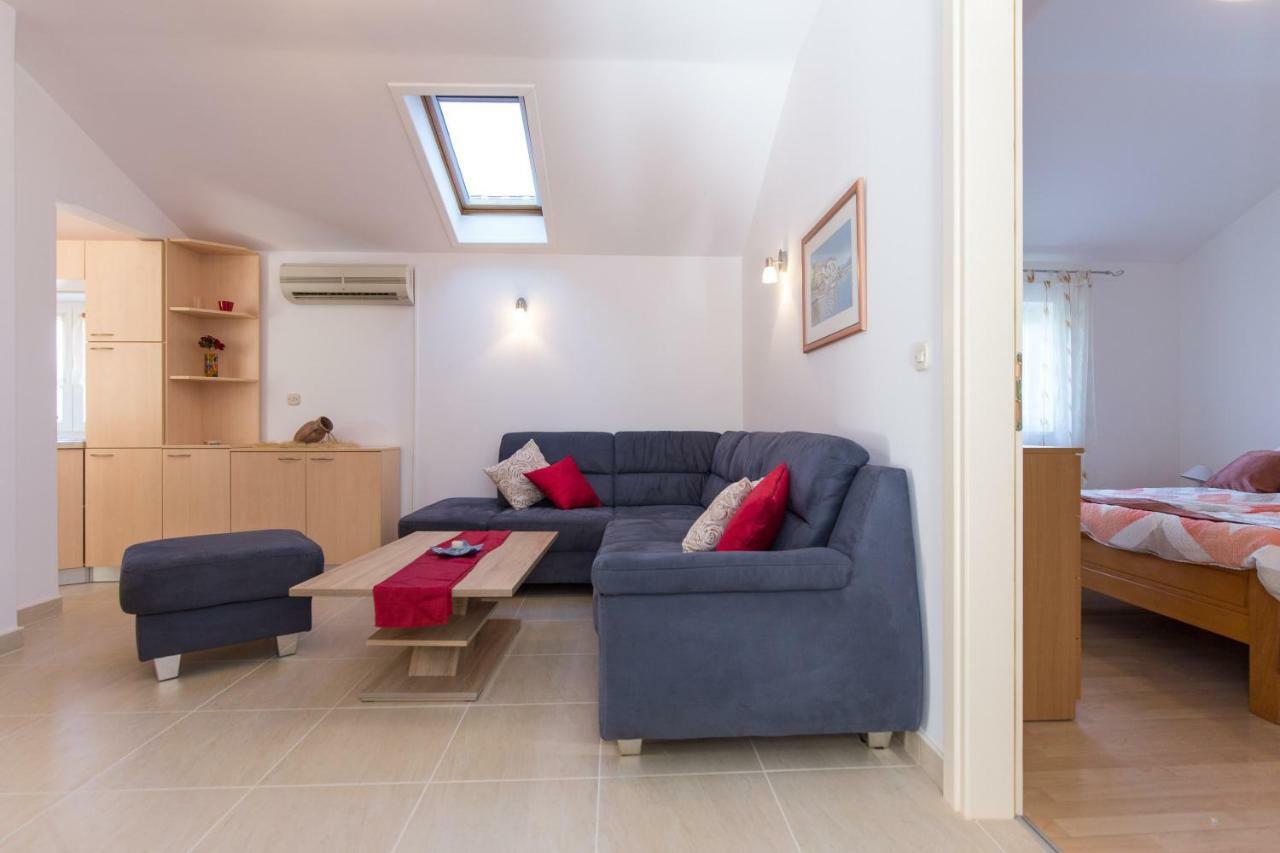 Apartman Ivona Malinska Ngoại thất bức ảnh